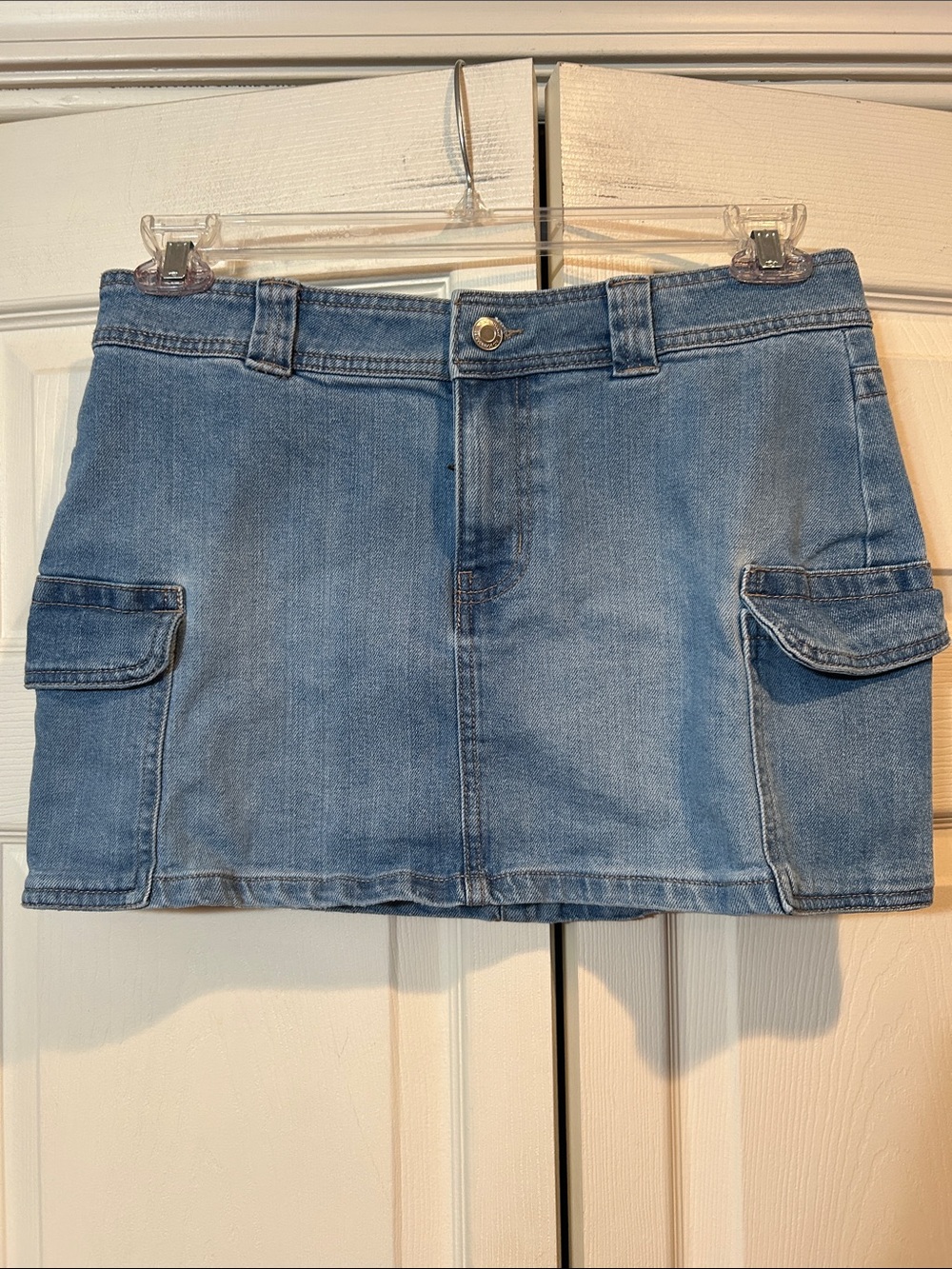 No Boundaries - Medium (8-10) - Light Wash Denim Mini Skirt with Cargo Pockets